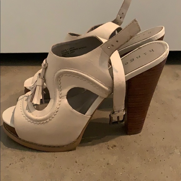 White Hinge Shoes - Picture 2 of 3